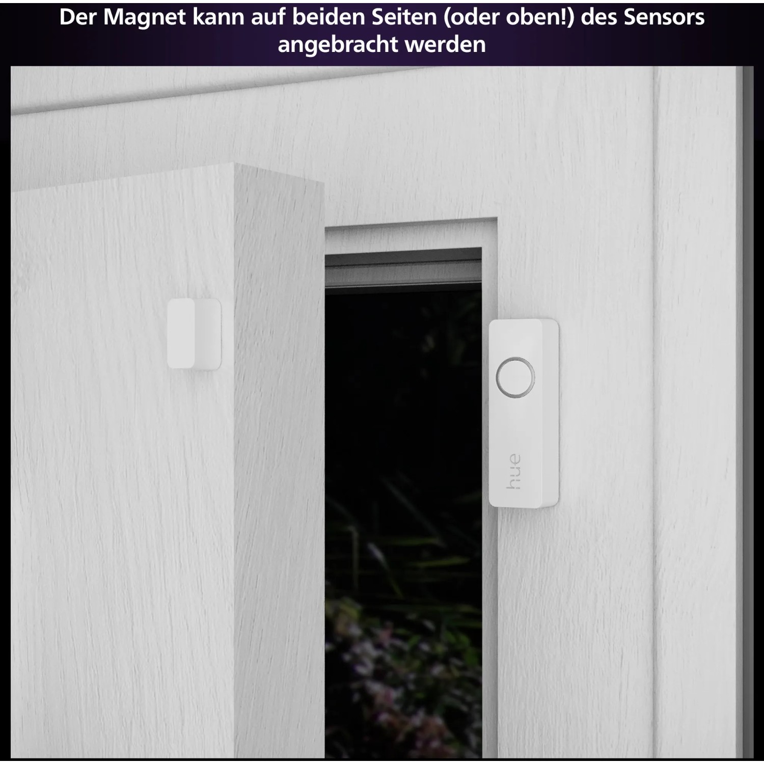 Philips Hue Kontaktsensor am Fensterrahmen befestigt. Teil des Secure Starter-Sets für Kameraüberwachung.