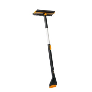 Fiskars Auto-Schneebürste mit Eiskratzer, Teleskopstiel, rotierend, schwarz. Für mühelose Eis- und Schneeräumung.