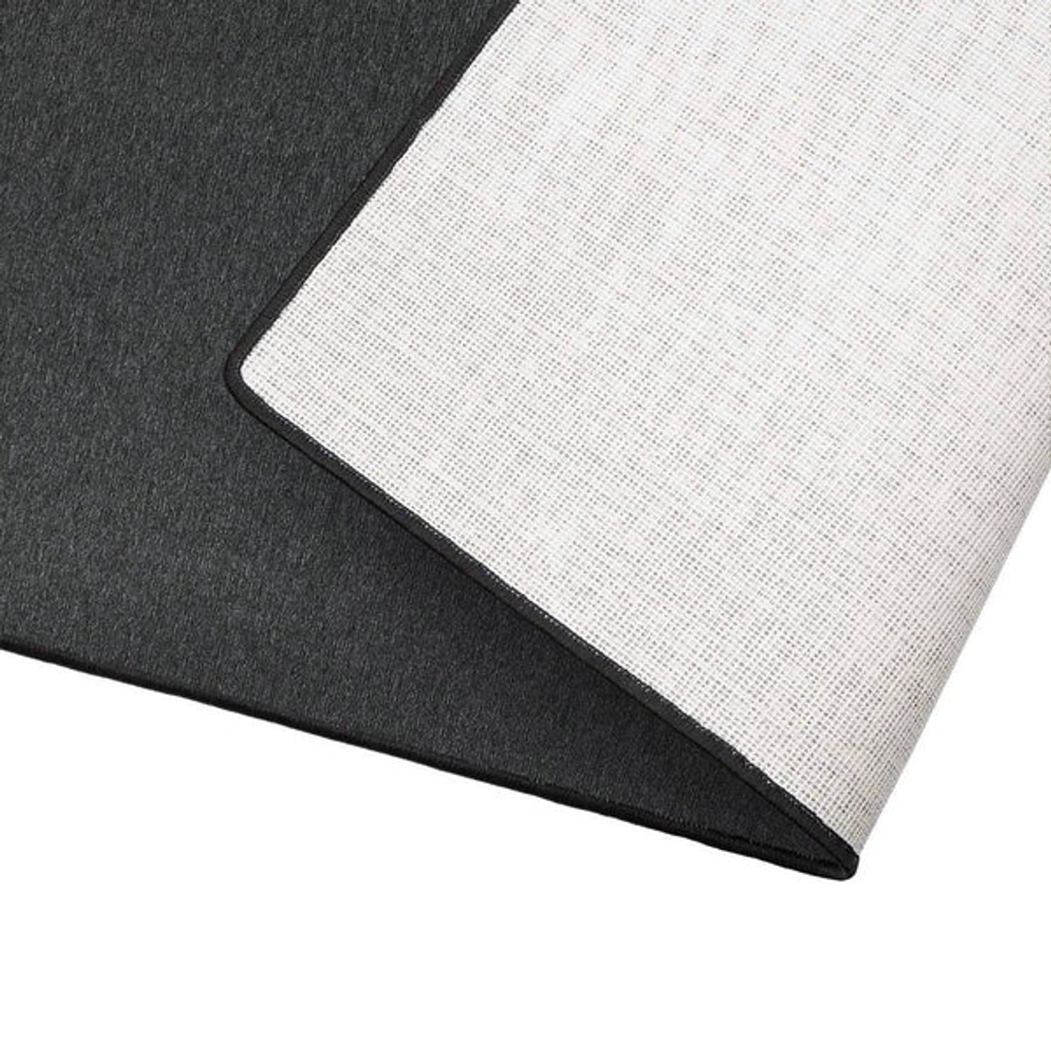 Detailansicht: Anthrazitfarbener Karat Teppichläufer London mit Schlingenflor und Textilrücken.