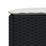 Detailansicht: Schwarzes Poly Rattan Gartenmöbel mit cremefarbenem Kissen der vidaXL Sofagarnitur.