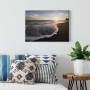 Leinwandbild mit Strandmotiv: Meer, Sonnenuntergang, blaue und braune Farbtöne. Wanddekoration für Wohnräume.