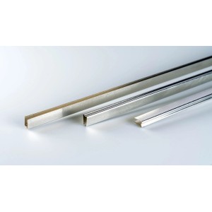 Pergart HKP Abdichtung L: 4 Rollen Dichtband und U-Profile für Gewächshaus Doppelstegplatten.