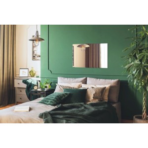 Rechteckiger Wallfluent Spiegel 60x40 cm an grüner Wand über Bett. Ideal für Schlafzimmer, Bad oder Flur. Klares Floatglas.