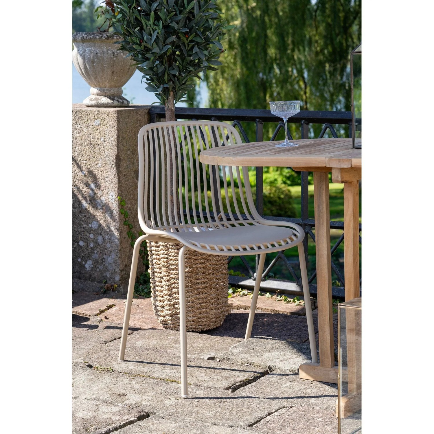 furnicato Esszimmerstuhl Branson, Stahl Sand, stapelbarer Gartenstuhl
