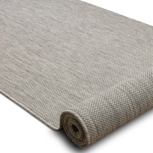 Grauer RugsX Sisal-Läufer Sion, flach gewebt, aufgerollt. Strapazierfähiger Teppich für Haus und Garten.