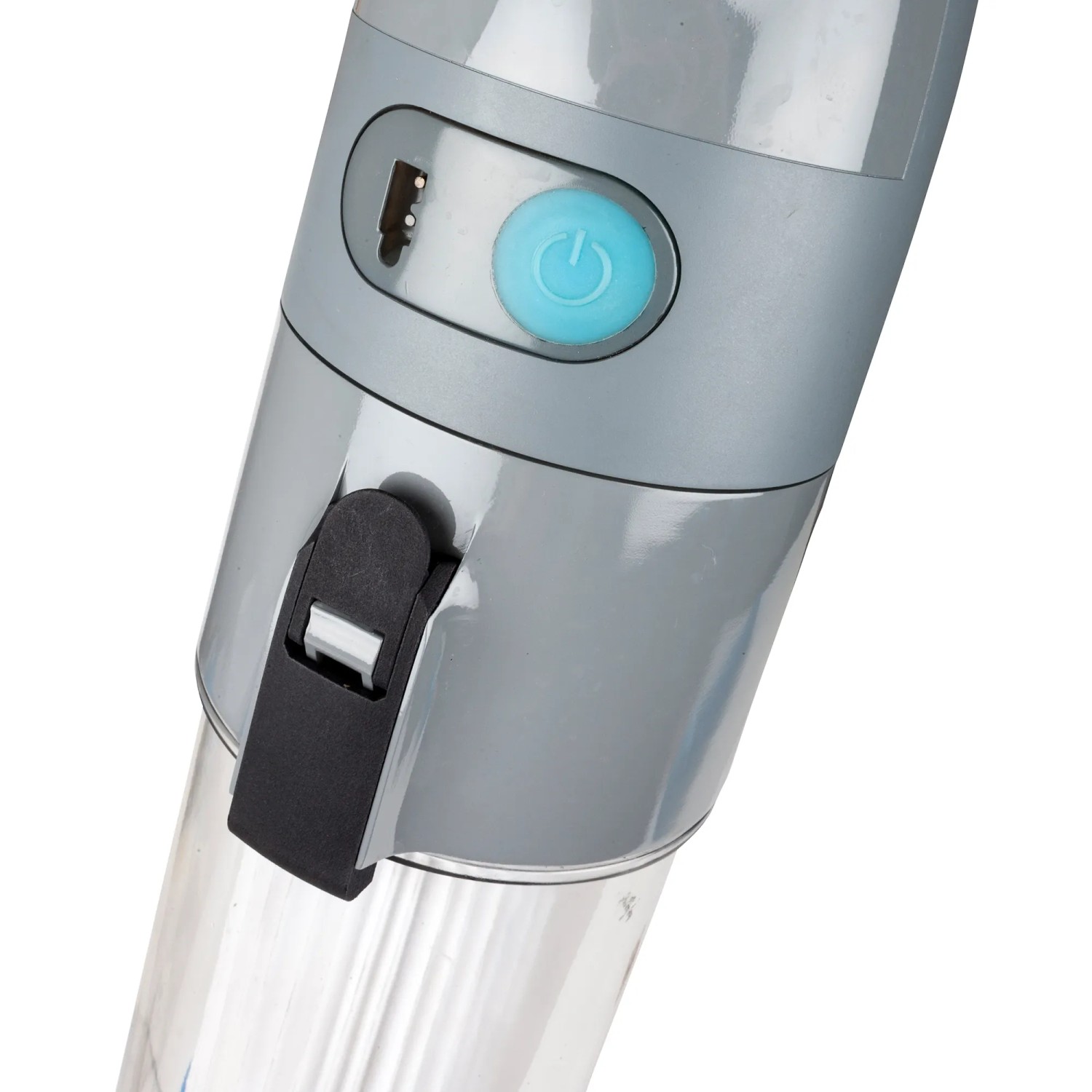 Detailaufnahme: Gre Super Vac Akku-Poolsauger mit Ladeanschluss und An/Aus-Schalter.