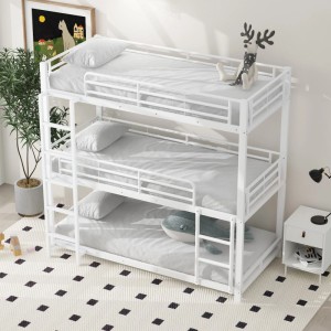 Weißes okwish Etagenbett aus Metall, 90x200 cm, ohne Matratze, im Kinderzimmer.