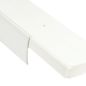 Weiße Bestlivings Gardinenschiene 330 cm mit Blende für Gardinen und Vorhänge.