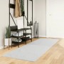 Grauer Kurzflor Teppich OVIEDO 80x250 cm im Flur auf Holz. Weich, rechteckig, ideal für Wohnzimmer & Schlafzimmer.