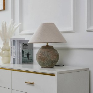 Braune Lucande Tischlampe Thalorin aus Keramik im skandinavischen Stil.