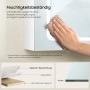 EUGAD Spiegelschrank: Hand wischt feuchtigkeitsbeständige Oberfläche. Details zu Material (Melamin, Spanplatte) und 4mm Spiegel.