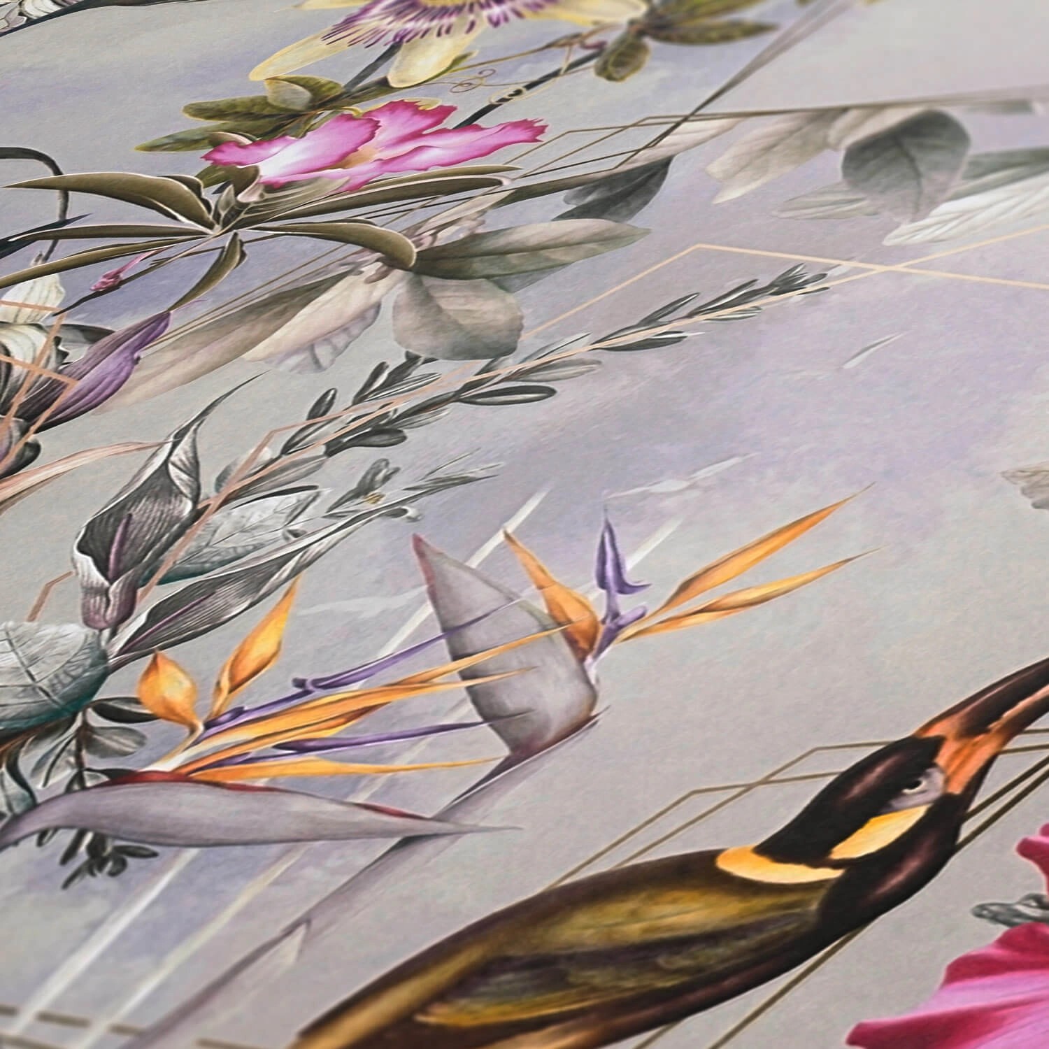 Graue Vliestapete mit Blumenmuster (rosa, orange, grün) von PROFHOME.