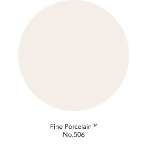 Farbfleck ELLE DECORATION Fine Porcelain No. 506, matte, helle Wandfarbe.
