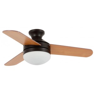 BEACON Deckenventilator Girona mit Bronze-Gehäuse, Holzflügeln und integrierter Beleuchtung.