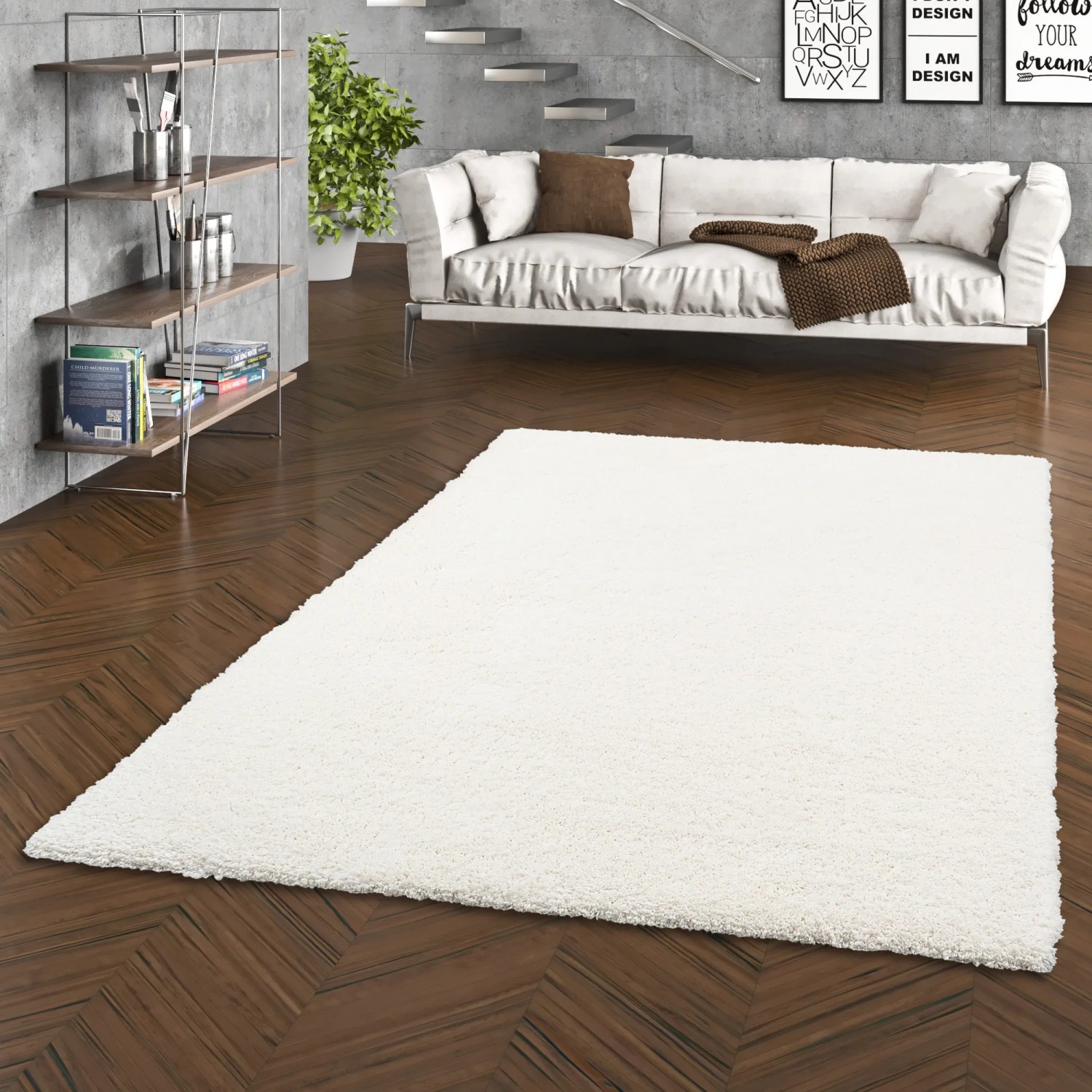 Cremefarbener Snapstyle Hochflor Shaggy Teppich Dream, 160x240 cm, im Wohnzimmer.