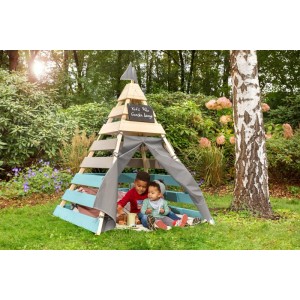 MUDDY BUDDY Outdoor Tipi Dreamer in Natur, Grau & Petrolblau mit spielenden Kindern im Garten.
