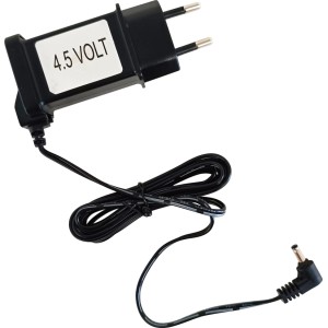 Schwarzer OBI 4,5 V Kunststoff-Adapter für Weihnachtsdorf-Beleuchtung. Kompakte Stromversorgung mit Kabel und Stecker.