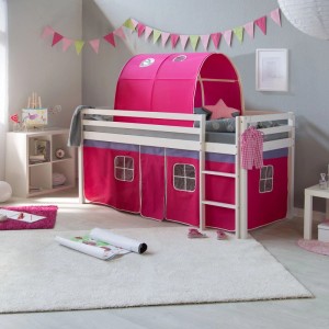 Weißes Hochbett 90x200 mit pinkem Vorhang und Tunnel in Kinderzimmer. Kiefernholz Bettgestell mit Leiter und Absturzsicherung.