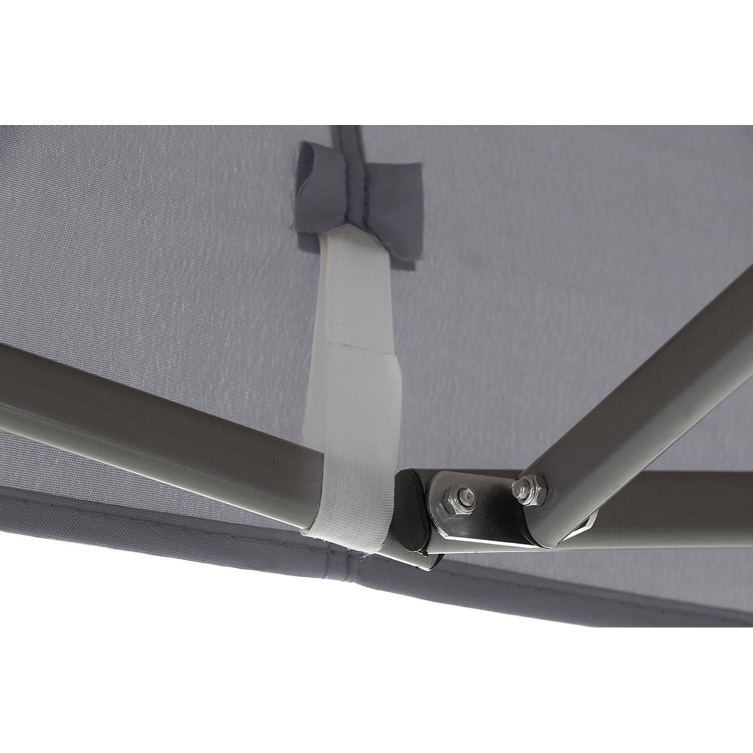 Detailaufnahme: Grauer Siena Garden Pavillon, Stahlgestell mit Stoffdach und Befestigung.