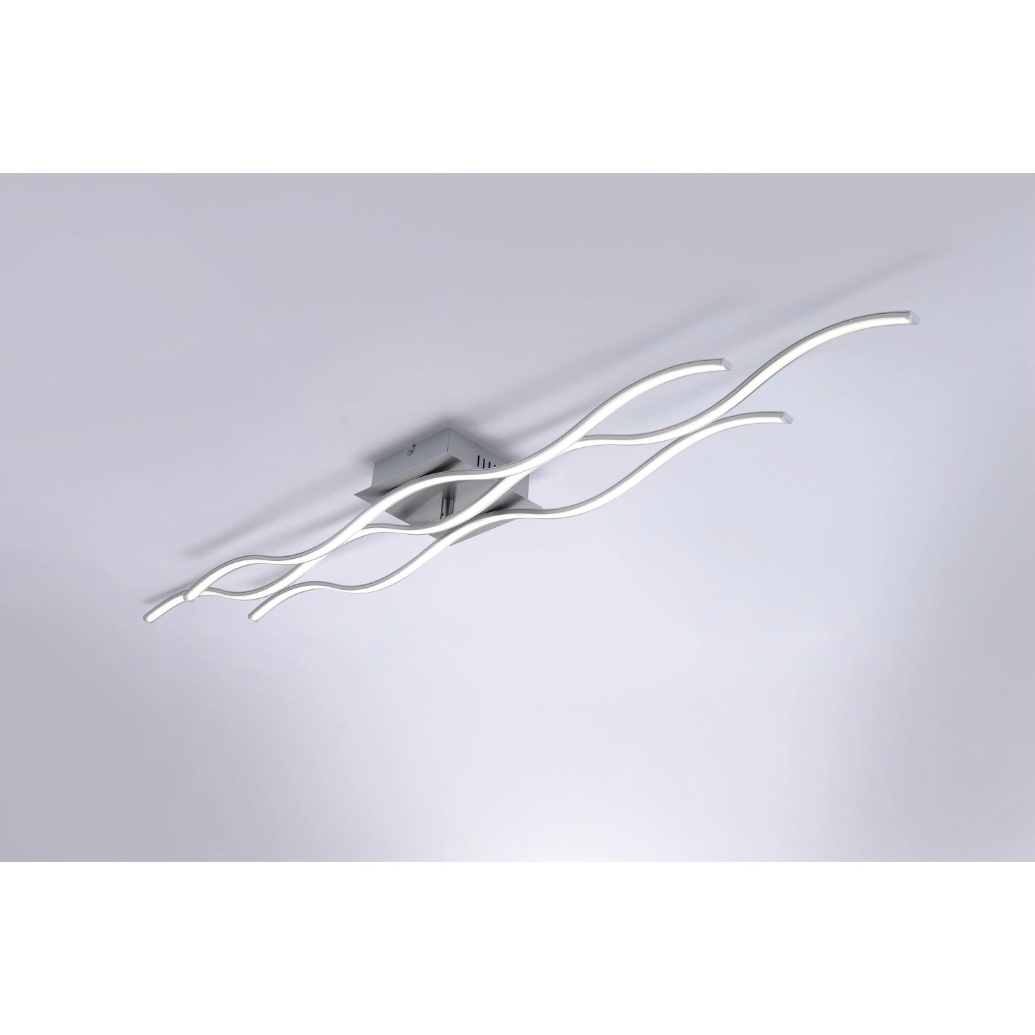 Moderne LED-Deckenleuchte Wave, silberfarben, wellenförmiges Design für Wohnzimmer, Schlafzimmer und mehr.