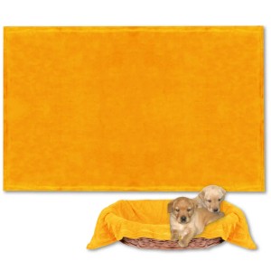 Bestlivings Tierdecke, orange Mikrofaser Hundedecke (90x140 cm) mit Welpen im Korb.