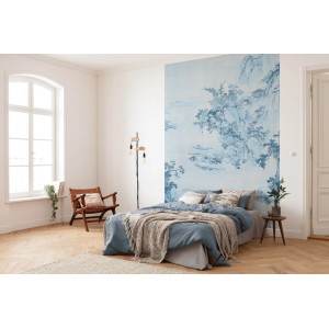 Schlafzimmer mit Komar Fototapete Vlies Blue China, 200x280 cm, mit blauem Landschaftsmotiv.