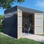 Modernes, anthrazit-graues Bertilo Gartenhaus HPL 2 mit geöffneten Türen und Fahrrädern im Inneren.