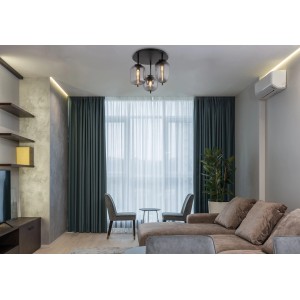 Globo Deckenleuchte Blacky, 3-flammig, schwarz matt mit rauchfarbenen Gläsern in Wohnraum.