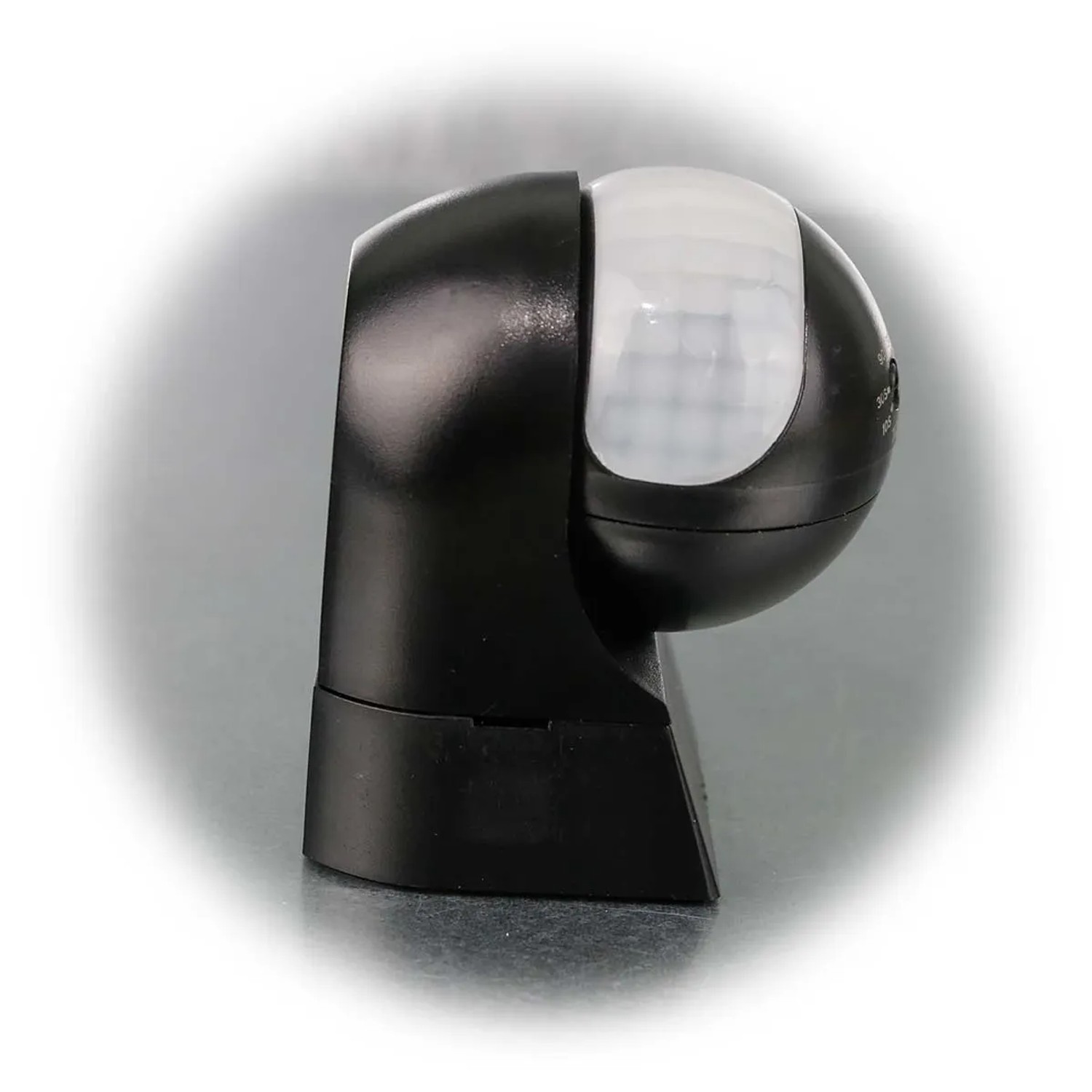 Schwarzer ChiliTec Bewegungsmelder 180 Grad, geeignet für Lampen & Leuchten.