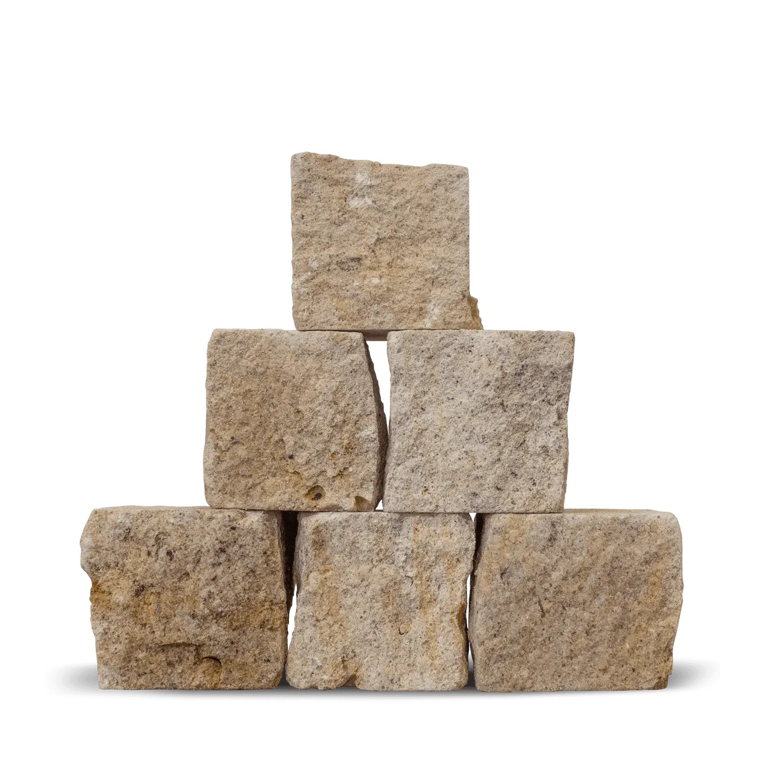 Sandfarbene Galamio Sandsteinpflastersteine (9/11) gestapelt.