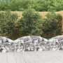 Silberne vidaXL Gabione mit Hochbogen, gefüllt mit Steinen, als dekorative Gartenbarriere.