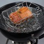 Jamestown Bratenkorb mit Braten auf Grill, auch als Spareribs-Halter nutzbar.