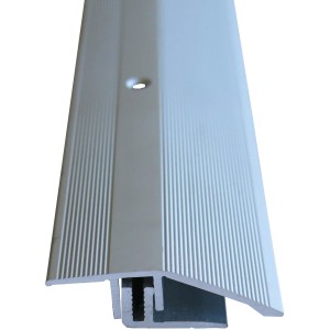 Silbernes Ausgleichsprofil für Laminat & Parkett, 44x12x2700 mm, inkl. Schrauben und Dübel.