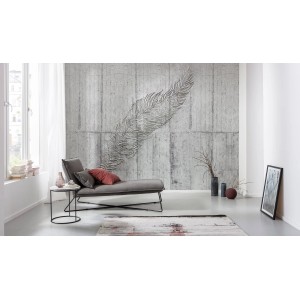 Komar Vliesfototapete Concrete Feather (350x250 cm) im Wohnraum mit Feder-Motiv.