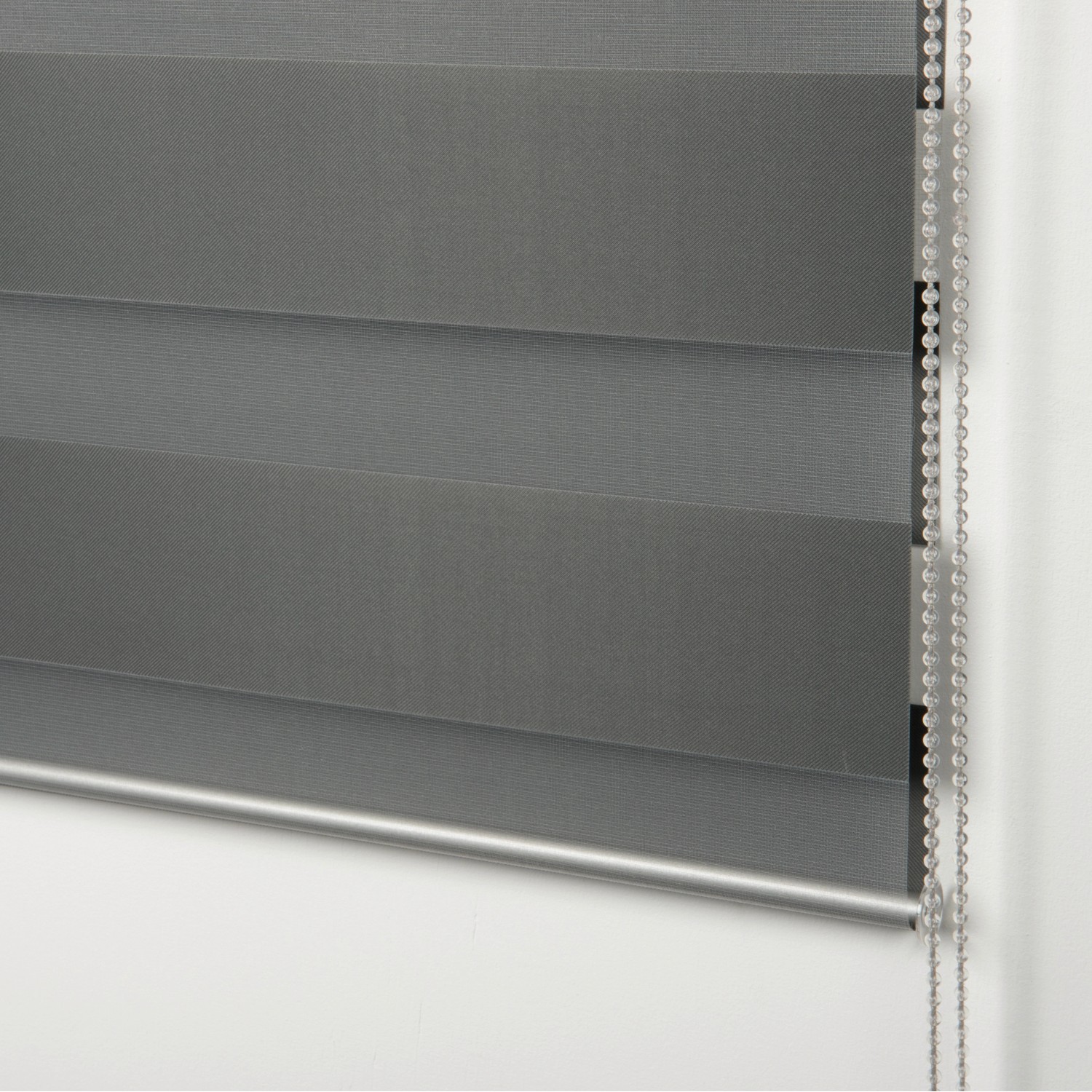 Schöner Wohnen Doppelrollo Tilda, 45x150 cm, Grau. Lichtdurchlässiges Rollo mit Kettenzug.