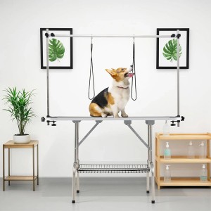 Costway klappbarer Hundepflegetisch mit Netzkorb und Hund zur Fellpflege.