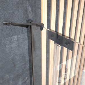 Detailaufnahme: Eckdusche Brava Frame mit Drehtüren, Chrom-Beschläge, Glas und Stabilisierungsstange.