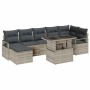 Hellgraues 8-teiliges Garten-Sofa-Set aus Polyrattan mit Tisch und Auflagen.