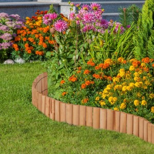 Relaxdays Rasenkante Tannenholz Natur Flexibel 20 cm x 120 cm x 2 cm 1,1 kg