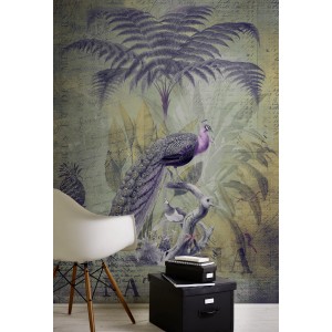 Fototapete mit Dschungelmotiv: Palme, Pfau in Grau und Lila. FSC®-zertifiziert.