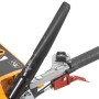 Detailaufnahme: Bedienelemente der Stiga Benzin-Schneefräse ST 7276 PH, Hebel und Griffe.