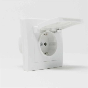 McPower FLAIR Steckdose IP44 Weiß 250V16A Schraubklemm