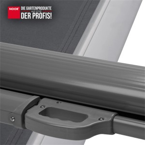 Detailaufnahme: Anthrazitfarbene Noor Seitenmarkise Exklusiv, 180x350 cm, mit Griff.