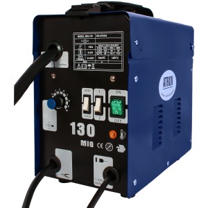 Atrox Fülldraht-Schweißgerät mit Zubehör-Set, blaue Steuereinheit mit Schaltern und Reglern.