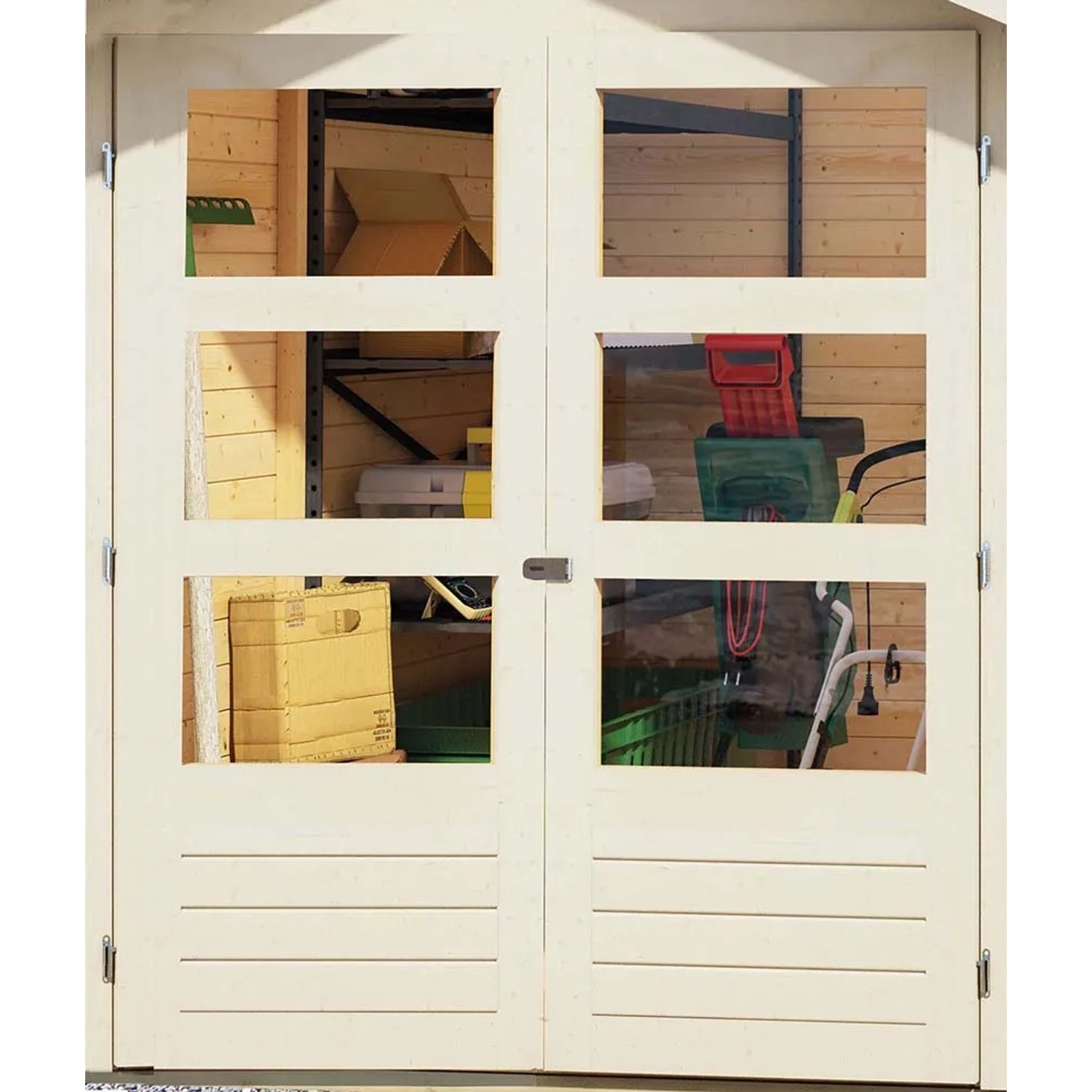 Detailansicht der Doppeltür vom Karibu Holz-Gartenhaus Boras, terragrau lackiert, mit Einblick ins Innere.