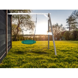 AXI Nestschaukel Summer, grau/weiß, mit Holzgestell im Garten. Nestschaukel für Kinder.