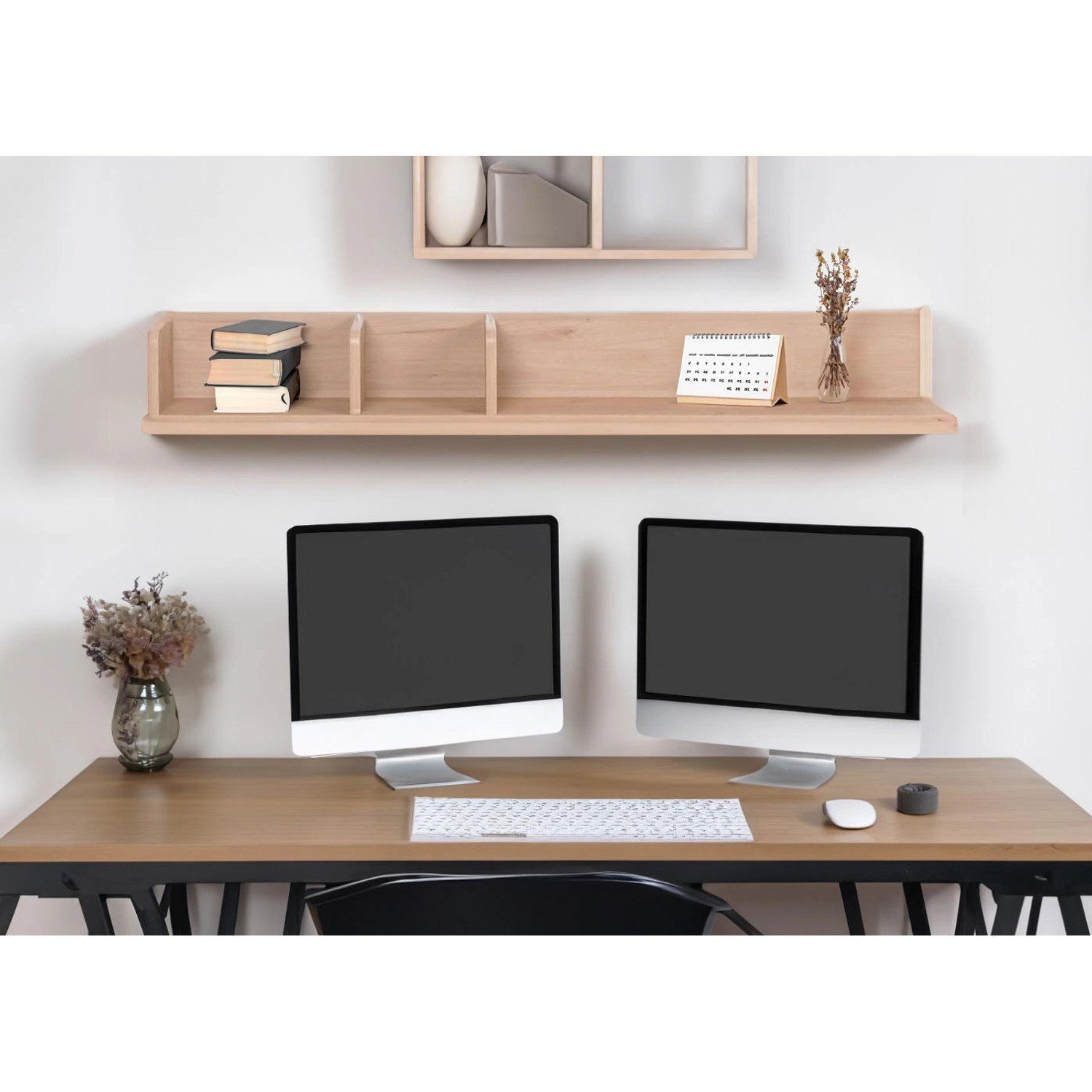 Naturfarbenes MCW Wandregal M48 mit drei Fächern, ideal für Bücher und Deko.