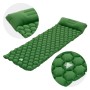 Grüne ECD Germany Isomatte Camping 185x62x15 cm aus Nylon, mit Luftkammern und Kopfkissen.