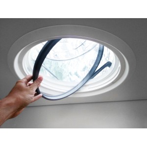 Velux Adapter ZTB 0K14 für Tageslicht-Spot, verbesserter Wärmeschutz durch Dichtung.