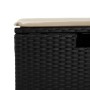 Detailaufnahme: Schwarzes Poly Rattan Gartenmöbel mit cremefarbenem Kissen. Teil der vidaXL 7-tlg. Sofagarnitur.